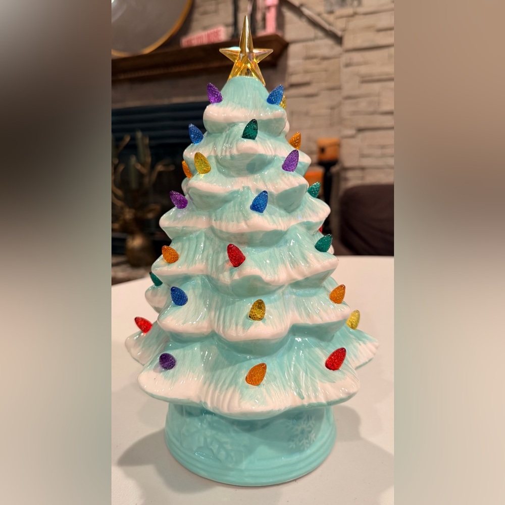 Mr. Christmas | Nostalgic Ceramic Light up Christmas Tree - Picture 2 of 14